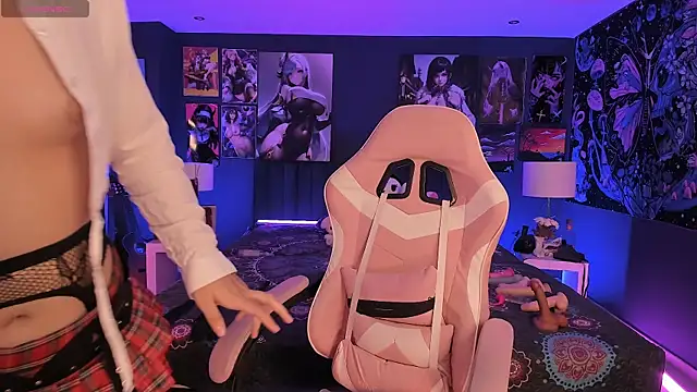 Snapshot of LanaKyutt chatting on October 24, 2025, 12:04 pm LanaKyutt online show from October 24, 2025, 12:04 pm