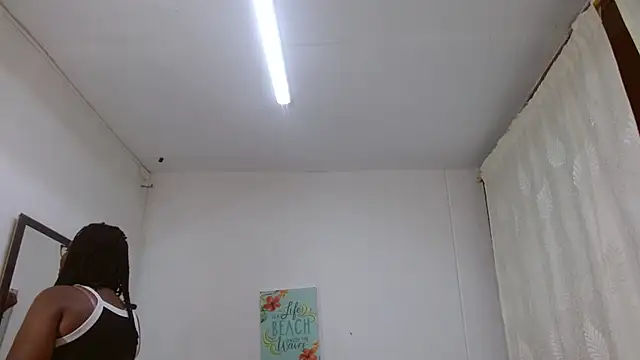 Snapshot of Sara_Marks chatting on February 24, 2026, 11:00 am Sara Marks online show from February 24, 2026, 11:00 am