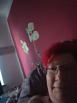 Snapshot of dieGeile0411 chatting on July 17, 2026, 6:27 pm dieGeile0411 online show from July 17, 2026, 6:27 pm