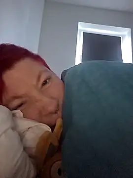 dieGeile0411 online show from April 21, 2026, 6:09 am