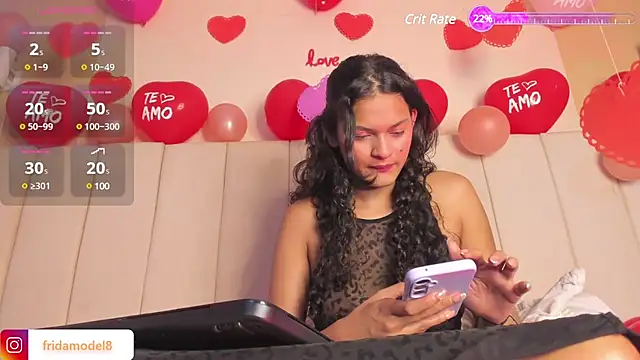 Snapshot of _frida1 chatting on February 14, 2025, 2:02 pm frida1 online show from February 14, 2025, 2:02 pm
