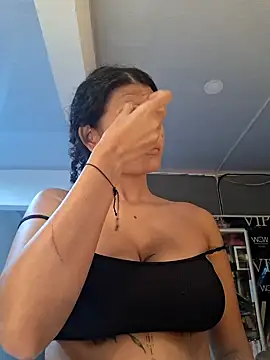Snapshot of _frida1 chatting on September 30, 2025, 12:55 pm frida1 online show from September 30, 2025, 12:55 pm