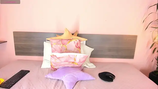 samanta joness online show from March 5, 2026, 7:16 am