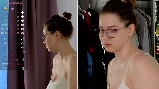 Snapshot of Jane_Meys chatting on December 19, 2025, 5:10 am Jane Meys online show from December 19, 2025, 5:10 am