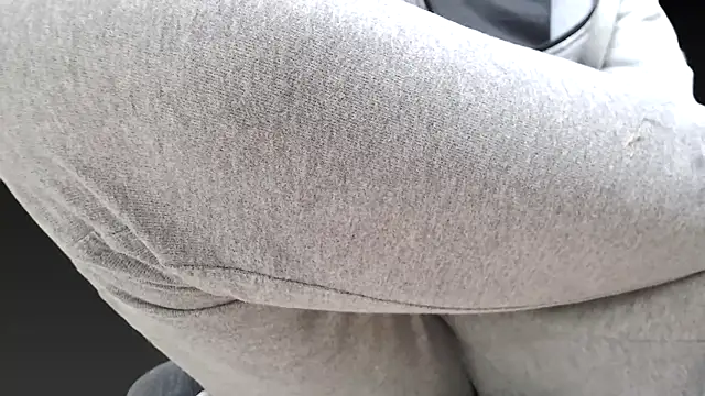 Snapshot of juanpalmox chatting on October 6, 2025, 11:55 am juanpalmox online show from October 6, 2025, 11:55 am