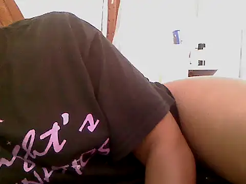 sweet apple270 online show from October 13, 2025, 7:10 am