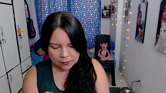 Snapshot of claryssa_ chatting on October 9, 2025, 7:47 pm claryssa online show from October 9, 2025, 7:47 pm