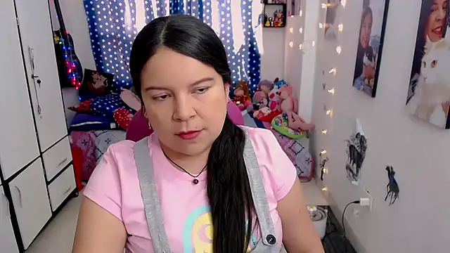 Snapshot of claryssa_ chatting on January 17, 2025, 8:44 pm claryssa online show from January 17, 2025, 8:44 pm