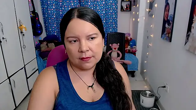 Snapshot of claryssa_ chatting on September 23, 2025, 8:27 pm claryssa online show from September 23, 2025, 8:27 pm