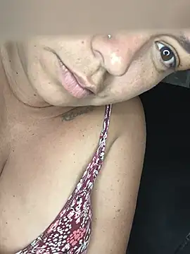 Horny kaylee online show from July 16, 2026, 10:40 pm