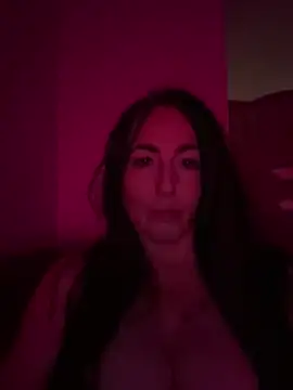 kiki xo online show from June 5, 2026, 1:32 am