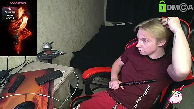 Alexis Gordon online show from October 13, 2025, 8:21 pm