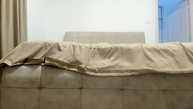 Hottalicia2 online show from February 13, 2026, 3:34 pm