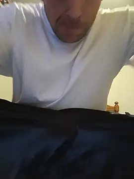 Snapshot of Dick4dope chatting on November 13, 2025, 12:31 pm Dick4dope online show from November 13, 2025, 12:31 pm