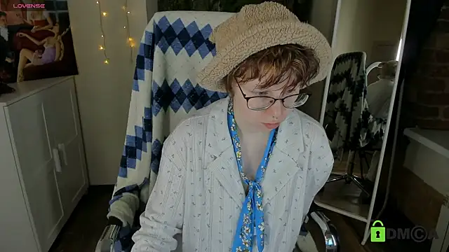 Melissa Wells online show from November 7, 2025, 9:30 pm