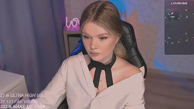 VeronaAura online show from September 30, 2025, 1:50 pm