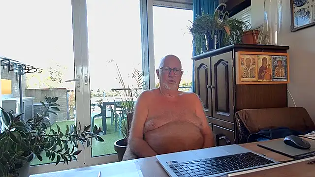 sperpa online show from April 15, 2026, 9:15 am