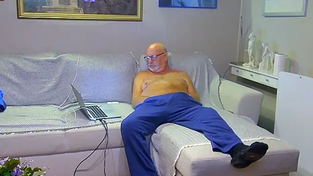 Snapshot of sperpa chatting on November 7, 2025, 6:45 pm sperpa online show from November 7, 2025, 6:45 pm