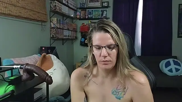 Snapshot of Sarahtineke chatting on December 11, 2024, 7:46 pm Sarahtineke online show from December 11, 2024, 7:46 pm