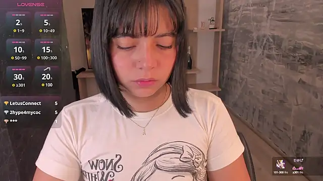 NicolRoss  online show from February 22, 2025, 1:02 pm