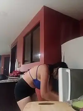 VivienAndClark online show from September 16, 2025, 3:35 pm