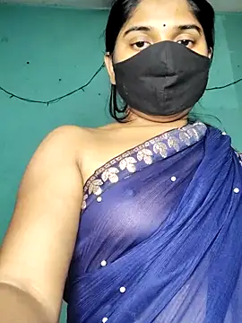 Snapshot of Luv_Adite20 chatting on March 1, 2025, 1:07 pm Luv Adite20 online show from March 1, 2025, 1:07 pm