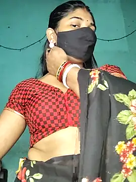 Snapshot of Luv_Adite20 chatting on March 1, 2025, 5:20 am Luv Adite20 online show from March 1, 2025, 5:20 am