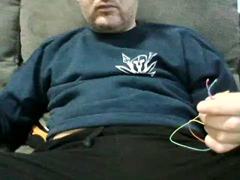 Snapshot of daky_86 chatting on February 27, 2025, 4:54 pm daky 86 online show from February 27, 2025, 4:54 pm