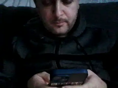 Snapshot of daky_86 chatting on February 22, 2025, 4:09 pm daky 86 online show from February 22, 2025, 4:09 pm