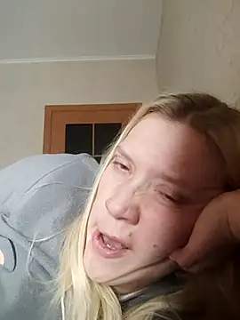 LeraSweet online show from November 2, 2025, 8:14 pm