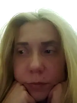 Snapshot of LeraSweet chatting on March 23, 2026, 8:08 pm LeraSweet online show from March 23, 2026, 8:08 pm