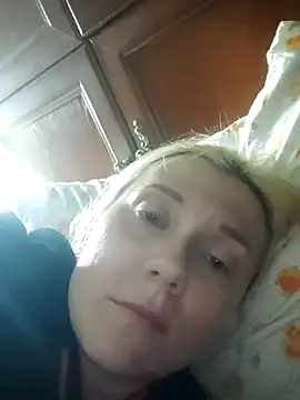 Snapshot of LeraSweet chatting on April 6, 2026, 7:48 pm LeraSweet online show from April 6, 2026, 7:48 pm
