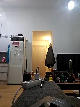 Snapshot of eltoulou chatting on February 26, 2025, 5:31 pm eltoulou online show from February 26, 2025, 5:31 pm