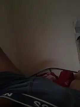 Snapshot of workoutsaurabh chatting on February 4, 2026, 1:44 am workoutsaurabh online show from February 4, 2026, 1:44 am
