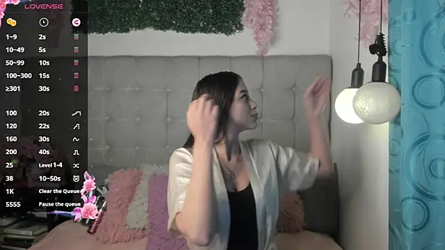Snapshot of misticasexy chatting on January 25, 2025, 1:32 am misticasexy online show from January 25, 2025, 1:32 am