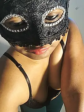 Snapshot of FANTASY_QUEEN_07 chatting on June 18, 2026, 2:32 am FANTASY QUEEN 07 online show from June 18, 2026, 2:32 am