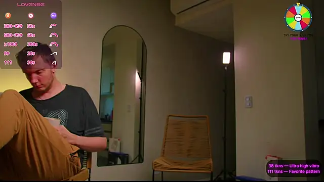 Snapshot of VunderSEX chatting on October 26, 2025, 5:46 pm VunderSEX online show from October 26, 2025, 5:46 pm