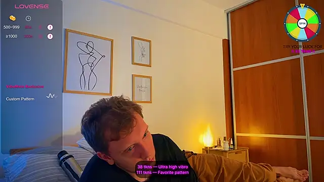 Snapshot of VunderSEX chatting on February 28, 2025, 9:01 pm VunderSEX online show from February 28, 2025, 9:01 pm