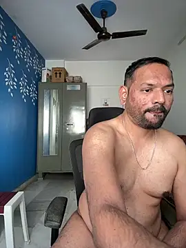 Snapshot of lovbombayduck11 chatting on March 22, 2026, 9:22 am lovbombayduck11 online show from March 22, 2026, 9:22 am