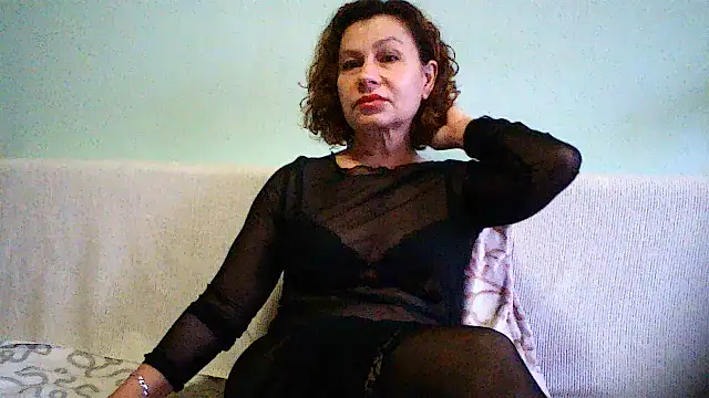 Mat Elenore online show from November 28, 2025, 6:35 am