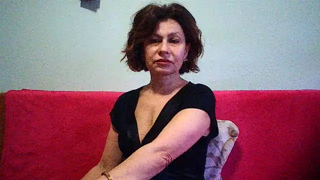 Snapshot of Mat_Elenore chatting on February 13, 2026, 6:46 am Mat Elenore online show from February 13, 2026, 6:46 am