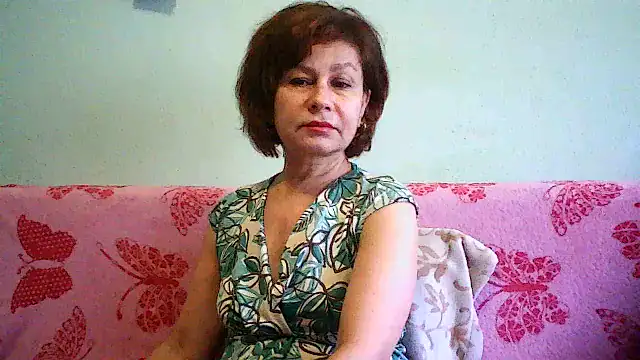 Snapshot of Mat_Elenore chatting on June 16, 2026, 5:51 am Mat Elenore online show from June 16, 2026, 5:51 am