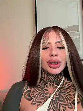 Snapshot of bambixboo chatting on March 3, 2025, 3:11 pm bambixboo online show from March 3, 2025, 3:11 pm