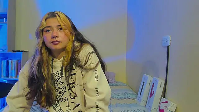 Amywhitexxxd online show from February 28, 2025, 12:54 am