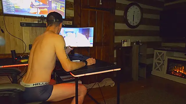 HARD 2QUIT online show from November 12, 2025, 10:08 am