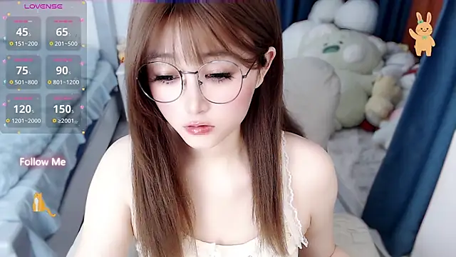 Sweet-18wanwan online show from April 17, 2026, 4:43 pm