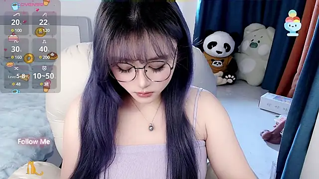 Snapshot of Sweet-18wanwan chatting on February 14, 2025, 5:25 pm Sweet-18wanwan online show from February 14, 2025, 5:25 pm