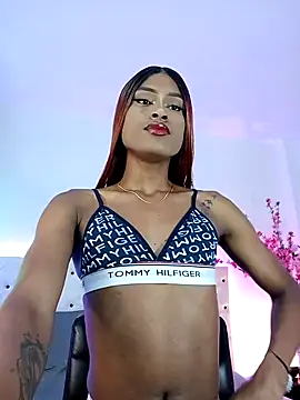 Snapshot of Elektra_Queen chatting on March 15, 2025, 1:40 pm Elektra Queen online show from March 15, 2025, 1:40 pm