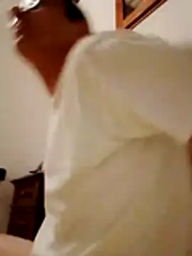 Snapshot of Anastasio33 chatting on May 2, 2026, 8:03 pm Anastasio33 online show from May 2, 2026, 8:03 pm