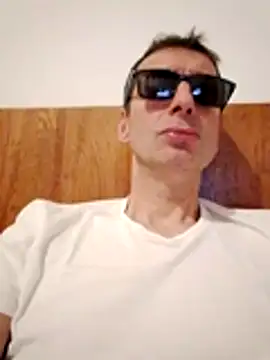 Anastasio33 online show from October 31, 2025, 7:43 pm